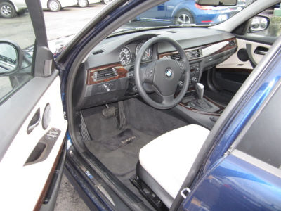 2011 BMW 328  i xDrive
