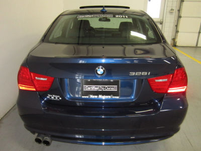 2011 BMW 328  i xDrive