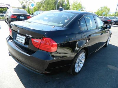 2011 BMW 328  i