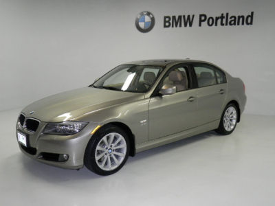 2011 BMW 328  i xDrive