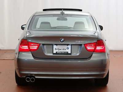 2011 BMW 328  i xDrive