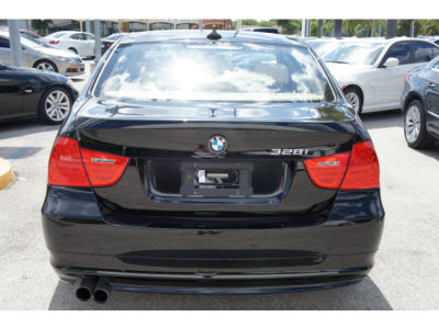 2011 BMW 328  i