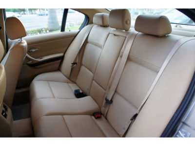 2011 BMW 328  i