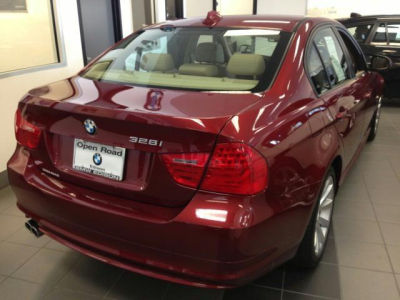 2011 BMW 328  i xDrive