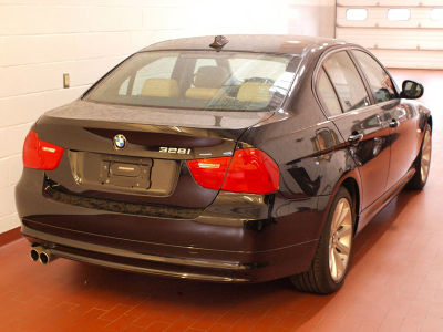 2011 BMW 328  i xDrive
