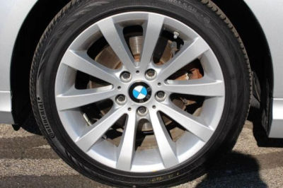 2011 BMW 328  i xDrive