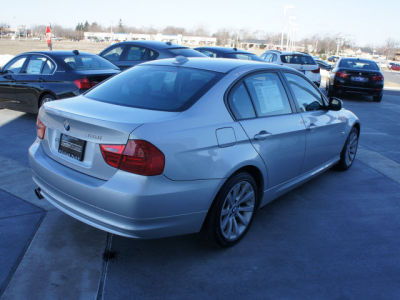 2011 BMW 328  i xDrive