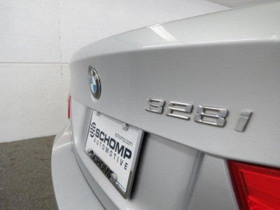 2011 BMW 328  i xDrive