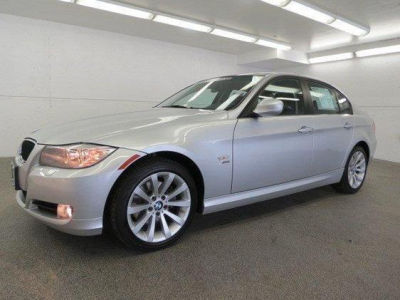 2011 BMW 328  i xDrive