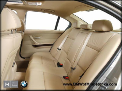 2011 BMW 328  i xDrive