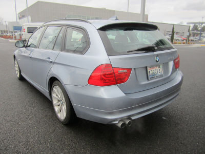 2011 BMW 328  i xDrive