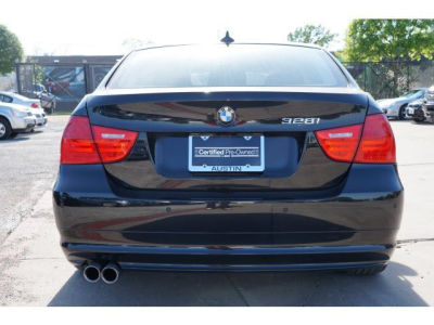 2010 BMW 328  i