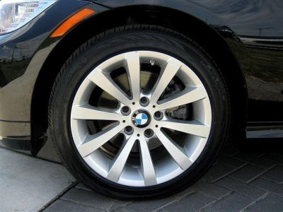2011 BMW 328  i xDrive