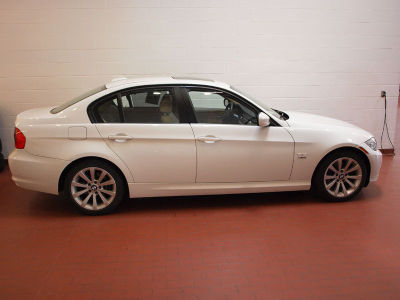 2011 BMW 328  i xDrive