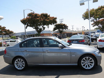 2011 BMW 328  i