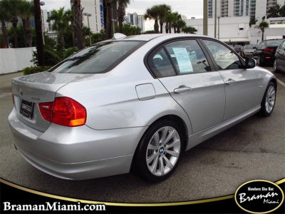 2011 BMW 328  i