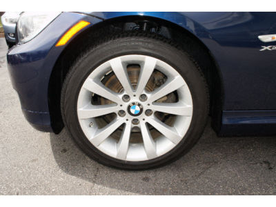 2011 BMW 328  i xDrive