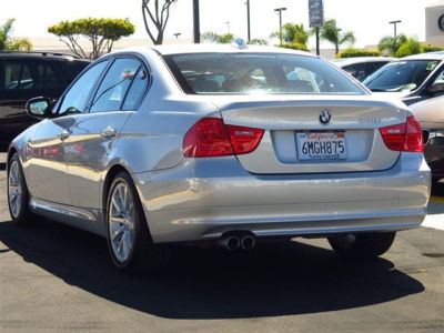 2011 BMW 328  i