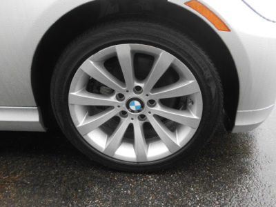 2011 BMW 328  i xDrive