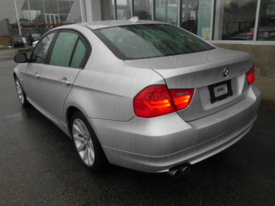 2011 BMW 328  i xDrive