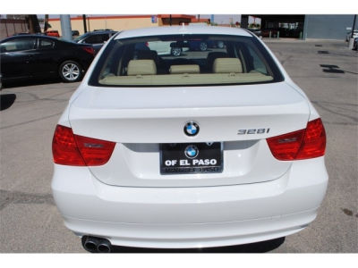 2011 BMW 328  i