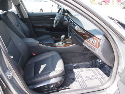 2011 BMW 328  i xDrive