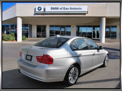 2011 BMW 328  i xDrive
