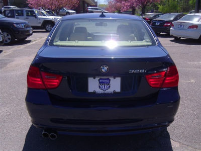 2011 BMW 328  i xDrive