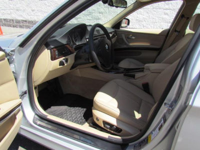 2011 BMW 328  i xDrive