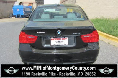 2011 BMW 328  i xDrive