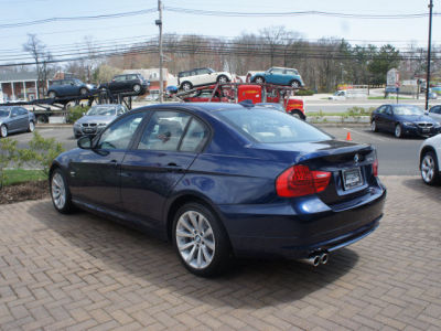 2011 BMW 328  i xDrive