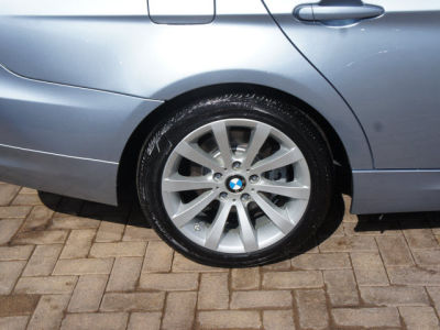 2011 BMW 328  i xDrive
