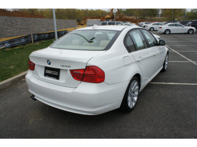 2011 BMW 328  i