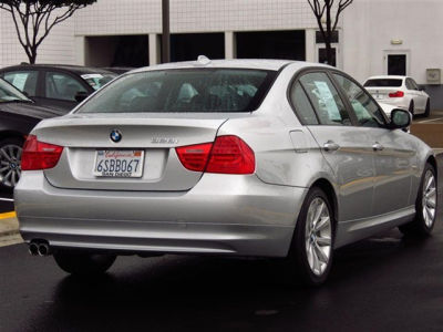 2011 BMW 328  i