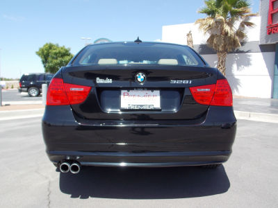 2011 BMW 328  i