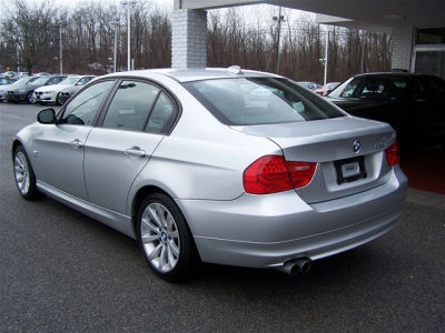 2011 BMW 328  i xDrive