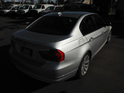 2011 BMW 328  i xDrive