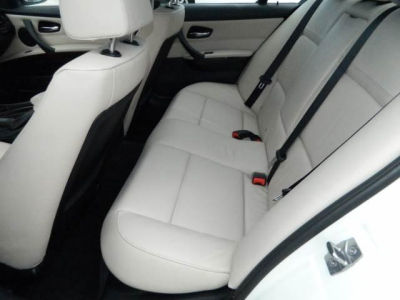 2011 BMW 328  i