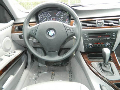 2011 BMW 328 i