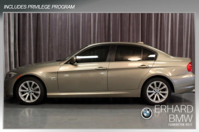 2011 BMW 328  i xDrive