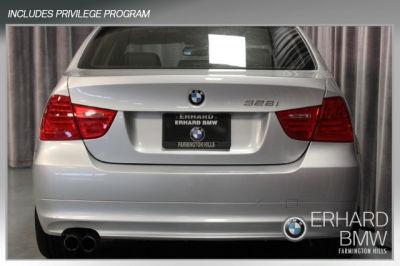 2011 BMW 328  i xDrive