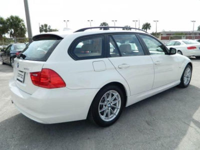 2010 BMW 328  i