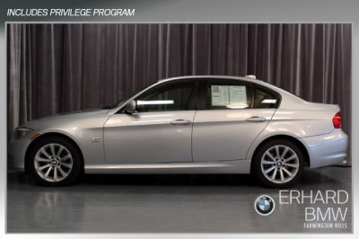 2011 BMW 328  i xDrive