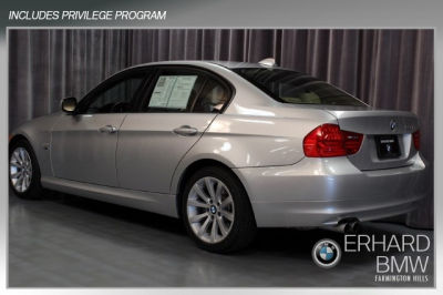 2011 BMW 328  i xDrive