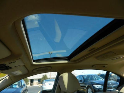 2011 BMW 328  i xDrive