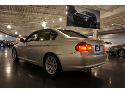 2011 BMW 328  i xDrive