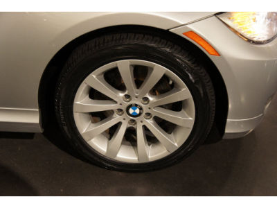 2011 BMW 328  i xDrive