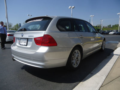 2010 BMW 328  i