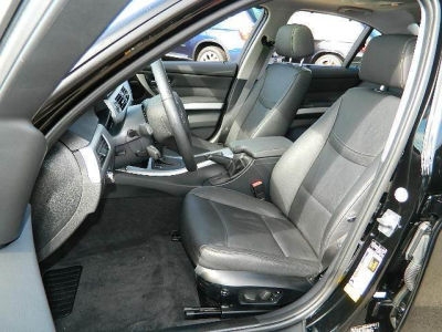 2011 BMW 328  i
