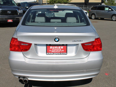 2010 BMW 328  i